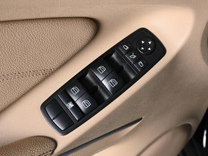 Внедорожник Mercedes-benz M-класс 2008 года, 1269000 рублей, Аксай