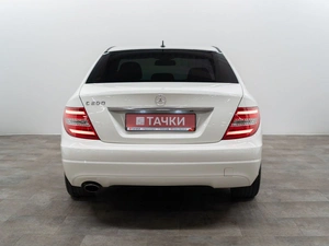 Седан Mercedes-benz C-класс 2011 года, 1400000 рублей, Красноярск
