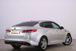 Седан Kia Optima 2018 года, 1669000 рублей, Омск