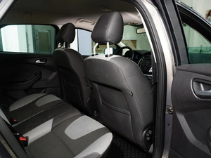 Хетчбэк Ford Focus 2012 года, 1230111 рублей, Тверь