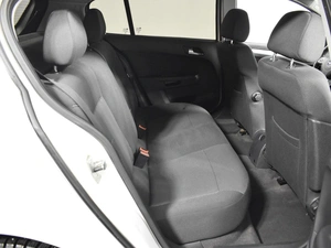 Хетчбэк Opel Astra 2014 года, 648200 рублей, Казань