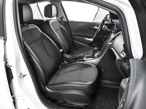 Хетчбэк Opel Astra 2012 года, 880000 рублей, Воронеж