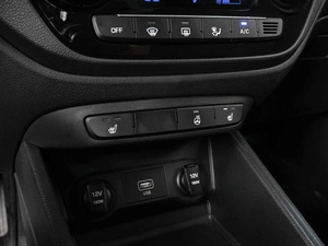 Седан Hyundai Solaris 2019 года, 1569000 рублей, Аксай