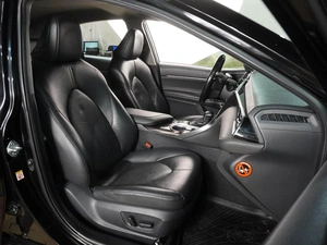 Седан Toyota Camry 2018 года, 2349000 рублей, Воронеж