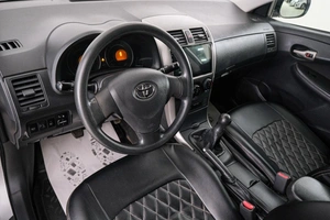 Седан Toyota Corolla 2007 года, 739000 рублей, Красноярск