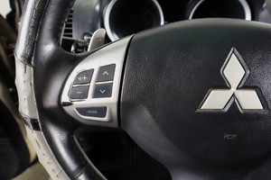 Седан Mitsubishi Lancer 2011 года, 879000 рублей, Пермь