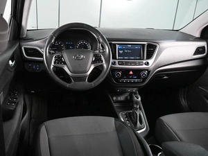 Седан Hyundai Solaris 2018 года, 1499000 рублей, Ростов-на-Дону
