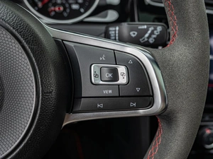 Хетчбэк Volkswagen Golf GTI 2019 года, 3255000 рублей, Краснодар