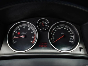 Хетчбэк Opel Astra 2008 года, 698000 рублей, Краснодар