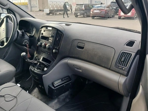 Фургон Hyundai Grand Starex 2011 года, 1600000 рублей, Красноярск