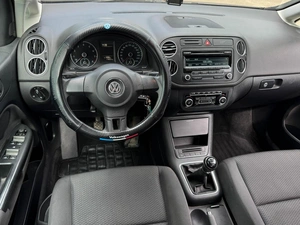 Хетчбэк Volkswagen Golf Plus 2012 года, 1029000 рублей, Кропоткин