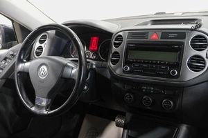 Внедорожник Volkswagen Tiguan 2009 года, 1119000 рублей, Новокузнецк
