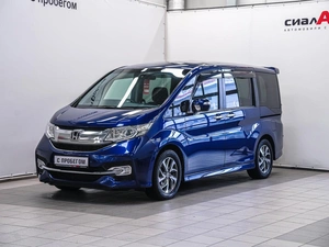 Минивэн Honda Stepwgn Spada 2016 года, 1850000 рублей, Красноярск