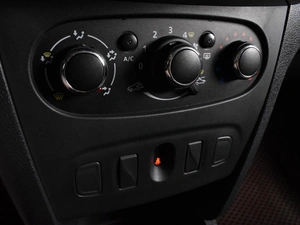 Седан Renault Logan Stepway 2019 года, 1159000 рублей, Воронеж
