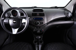 Хетчбэк Chevrolet Spark 2011 года, 609000 рублей, Пермь