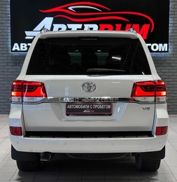 Внедорожник Toyota Land Cruiser 2019 года, 7277000 рублей, Красноярск
