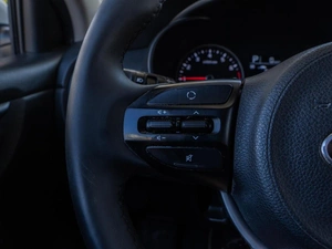 Хетчбэк Kia Rio X-Line 2018 года, 1420000 рублей, Волгоград