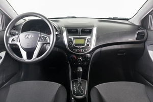 Хетчбэк Hyundai Solaris 2013 года, 869000 рублей, Пермь