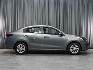 Седан Kia Rio 2017 года, 1319000 рублей, Тюмень