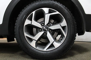 Внедорожник Kia Sportage 2018 года, 2580000 рублей, Красноярск