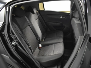 Хетчбэк Kia Rio X-Line 2019 года, 1672900 рублей, Казань