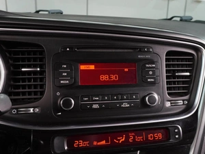 Седан Kia Optima 2014 года, 999000 рублей, Воронеж