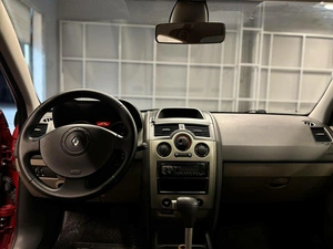 Седан Renault Megane 2005 года, 497000 рублей, Красноярск