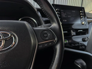 Седан Toyota Camry 2021 года, 2890000 рублей, Волгоград