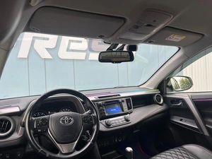 Внедорожник Toyota RAV4 2016 года, 2449000 рублей, Ижевск