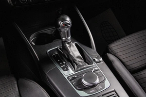 Седан Audi A3 2016 года, 1939000 рублей, Сургут