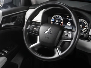 Внедорожник Mitsubishi Outlander 2022 года, 4812000 рублей, Тюмень