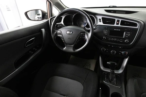 Хетчбэк Kia Rio 2012 года, 949000 рублей, Красноярск