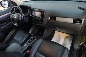 Внедорожник Mitsubishi Outlander 2012 года, 1519000 рублей, Омск