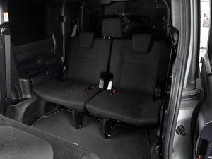 Минивэн Toyota Esquire 2019 года, 2449000 рублей, Тюмень