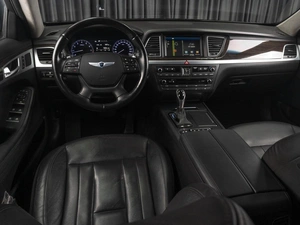 Седан Hyundai Genesis 2016 года, 2099000 рублей, Тюмень