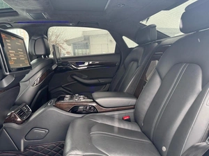 Седан Audi A8 2014 года, 3489000 рублей, Ижевск