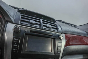 Седан Toyota Camry 2014 года, 1669000 рублей, Челябинск