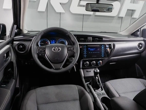 Седан Toyota Corolla 2016 года, 1499000 рублей, Тюмень