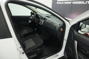 Седан Renault Logan 2022 года, 1345000 рублей, Курск