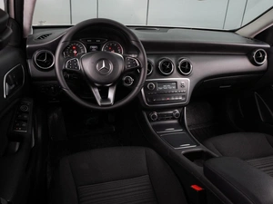 Хетчбэк Mercedes-benz A-класс 2016 года, 1129000 рублей, Воронеж