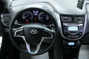 Хетчбэк Hyundai Solaris 2011 года, 698000 рублей, Солонцы