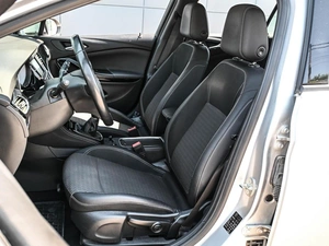 Универсал Opel Astra 2018 года, 1349000 рублей, Кирилловка