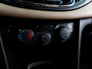 Седан Chevrolet Monza 2022 года, 1659000 рублей, Тюмень