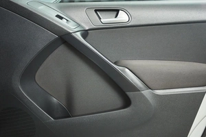 Внедорожник Volkswagen Tiguan 2013 года, 1350000 рублей, Красноярск