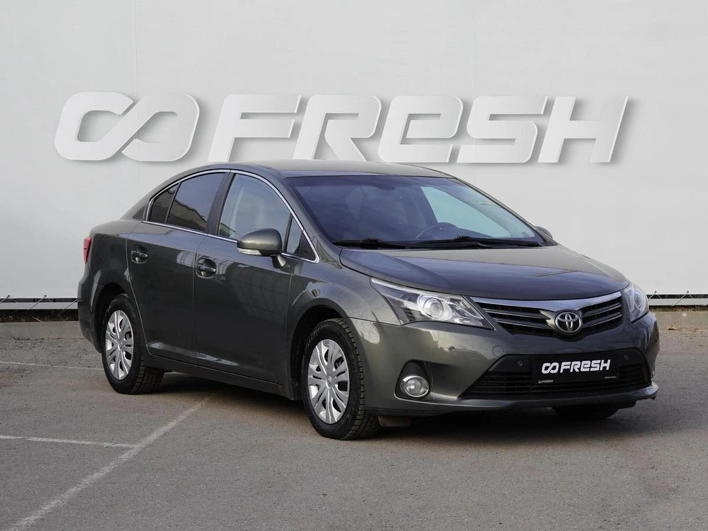 Седан Toyota Avensis 2011 года, 1269000 рублей, Волгоград