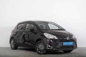Хетчбэк Toyota Vitz 2018 года, 1069000 рублей, Томск