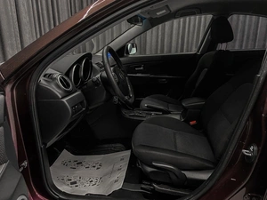Седан Mazda 3 2006 года, 470000 рублей, Красноярск
