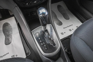 Седан Hyundai Solaris 2011 года, 729000 рублей, Барнаул