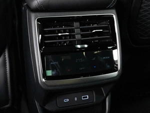 Внедорожник Geely Monjaro 2025 года, 4399000 рублей, Тюмень