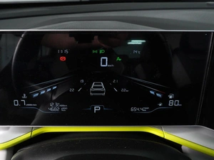 Внедорожник Geely Coolray 2023 года, 2198000 рублей, Красный Пахарь